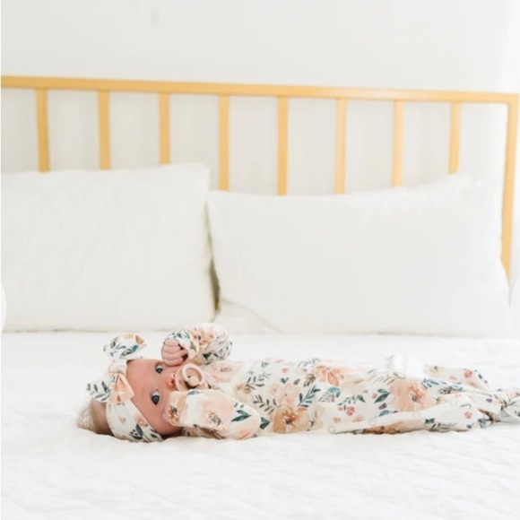 copperpearl Other - Copper Pearl Autumn Knot your average baby gown & matching headband